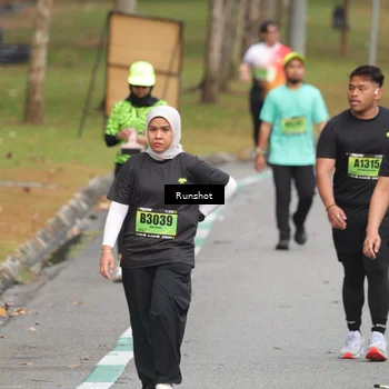 Runner Photo 5600735