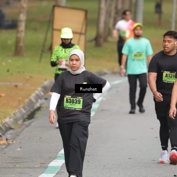 Runner Photo 5600740