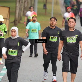 Runner Photo 5600758