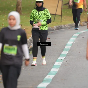 Runner Photo 5600793