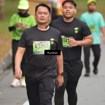 Runner Photo 5600884