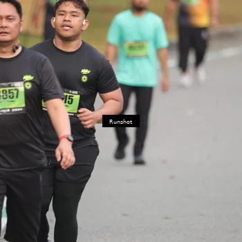 Runner Photo 5600889