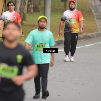 Runner Photo 5600913