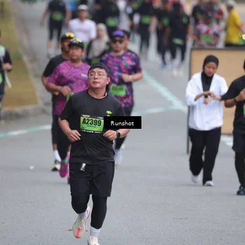 Runner Photo 5600918