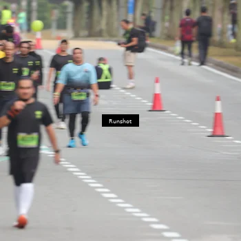 Runner Photo 5601003