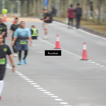 Runner Photo 5601004
