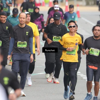 Runner Photo 5601600