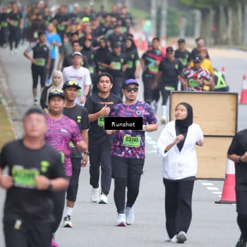 Runner Photo 5601738