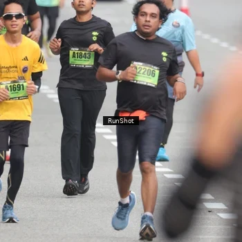 Runner Photo 5601763