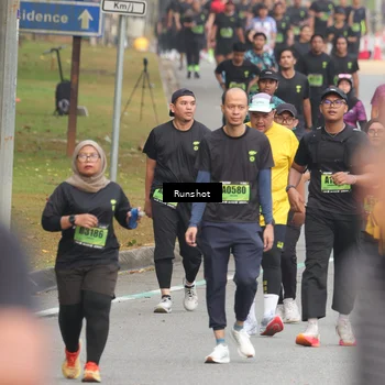 Runner Photo 5601828