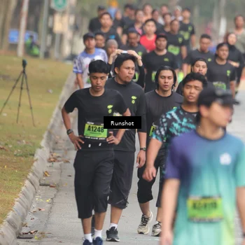 Runner Photo 5602012