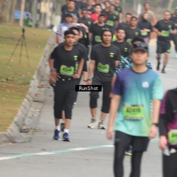 Runner Photo 5602055