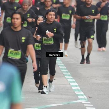 Runner Photo 5602400