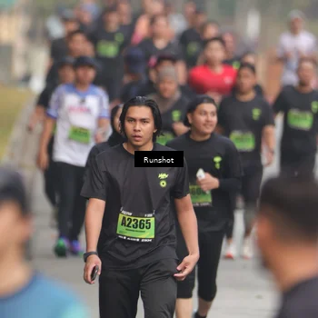 Runner Photo 5602467