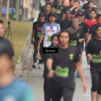 Runner Photo 5602525