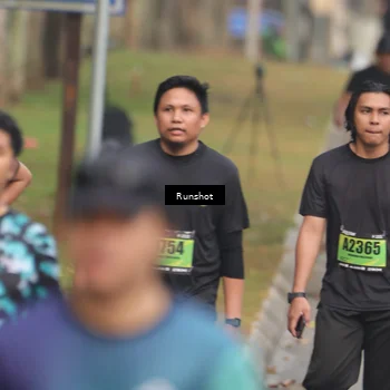 Runner Photo 5602616
