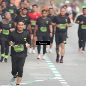 Runner Photo 5602700