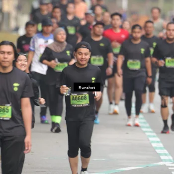 Runner Photo 5602733
