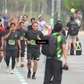 Runner Photo 5602829