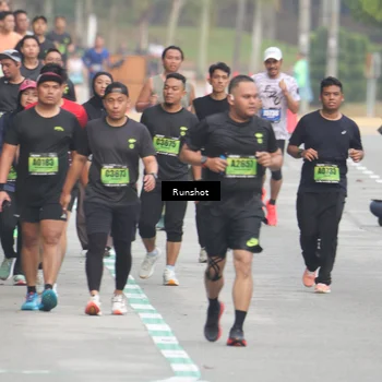 Runner Photo 5602873