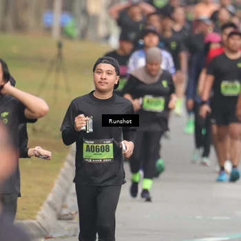 Runner Photo 5603254