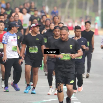 Runner Photo 5603568