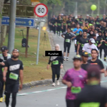 Runner Photo 5603605