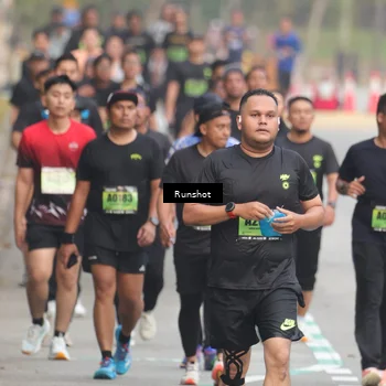 Runner Photo 5603611