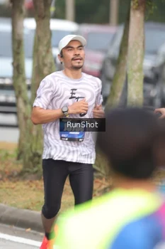 Runner Photo 5603648