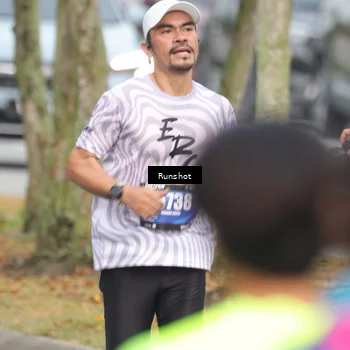 Runner Photo 5603662
