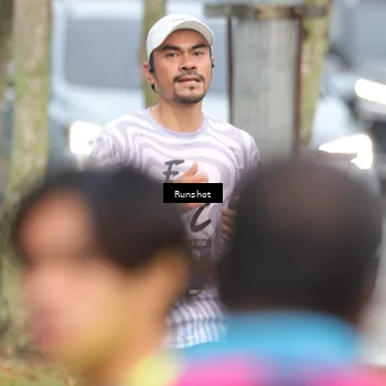 Runner Photo 5603670