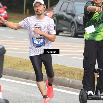 Runner Photo 5603681