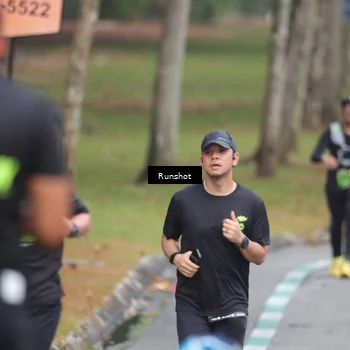 Runner Photo 5603800