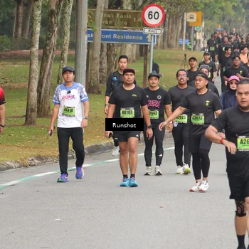 Runner Photo 5604007