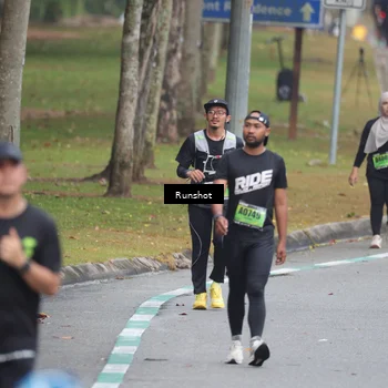 Runner Photo 5604021