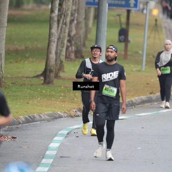 Runner Photo 5604101