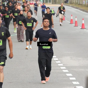Runner Photo 5604114