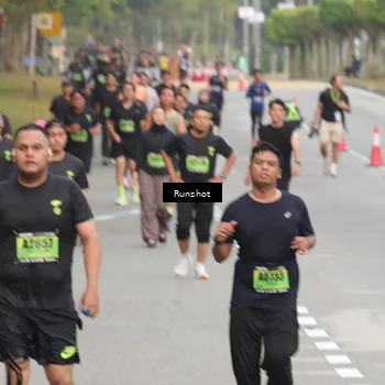 Runner Photo 5604156