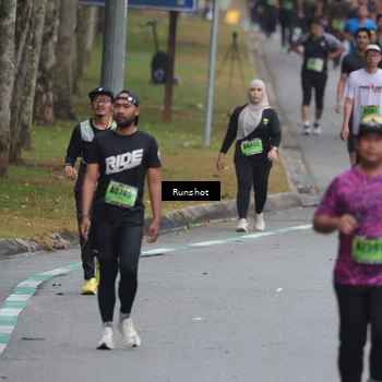 Runner Photo 5604175