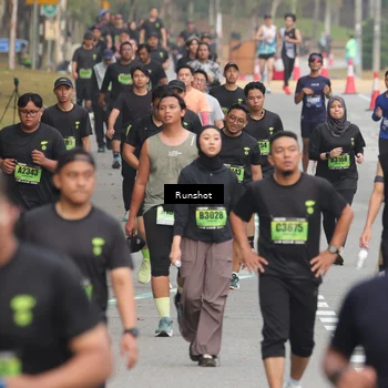 Runner Photo 5604225