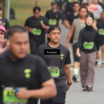 Runner Photo 5604252