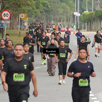Runner Photo 5604254