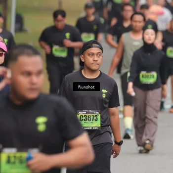 Runner Photo 5604258