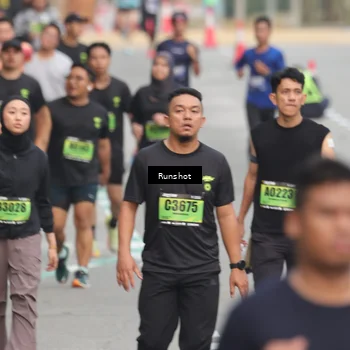 Runner Photo 5604287