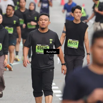 Runner Photo 5604316