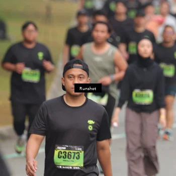 Runner Photo 5604366