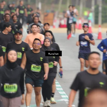Runner Photo 5604395