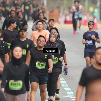 Runner Photo 5604400