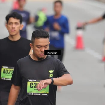 Runner Photo 5604590