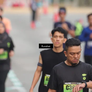 Runner Photo 5604612